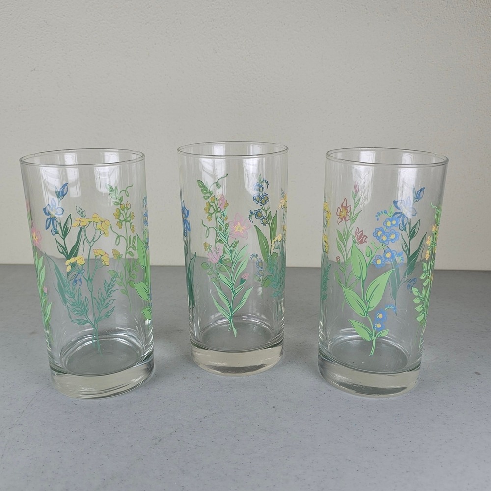 Set of 3 My Garden (Corelle) 14 oz Glassware Tumblers by Corning